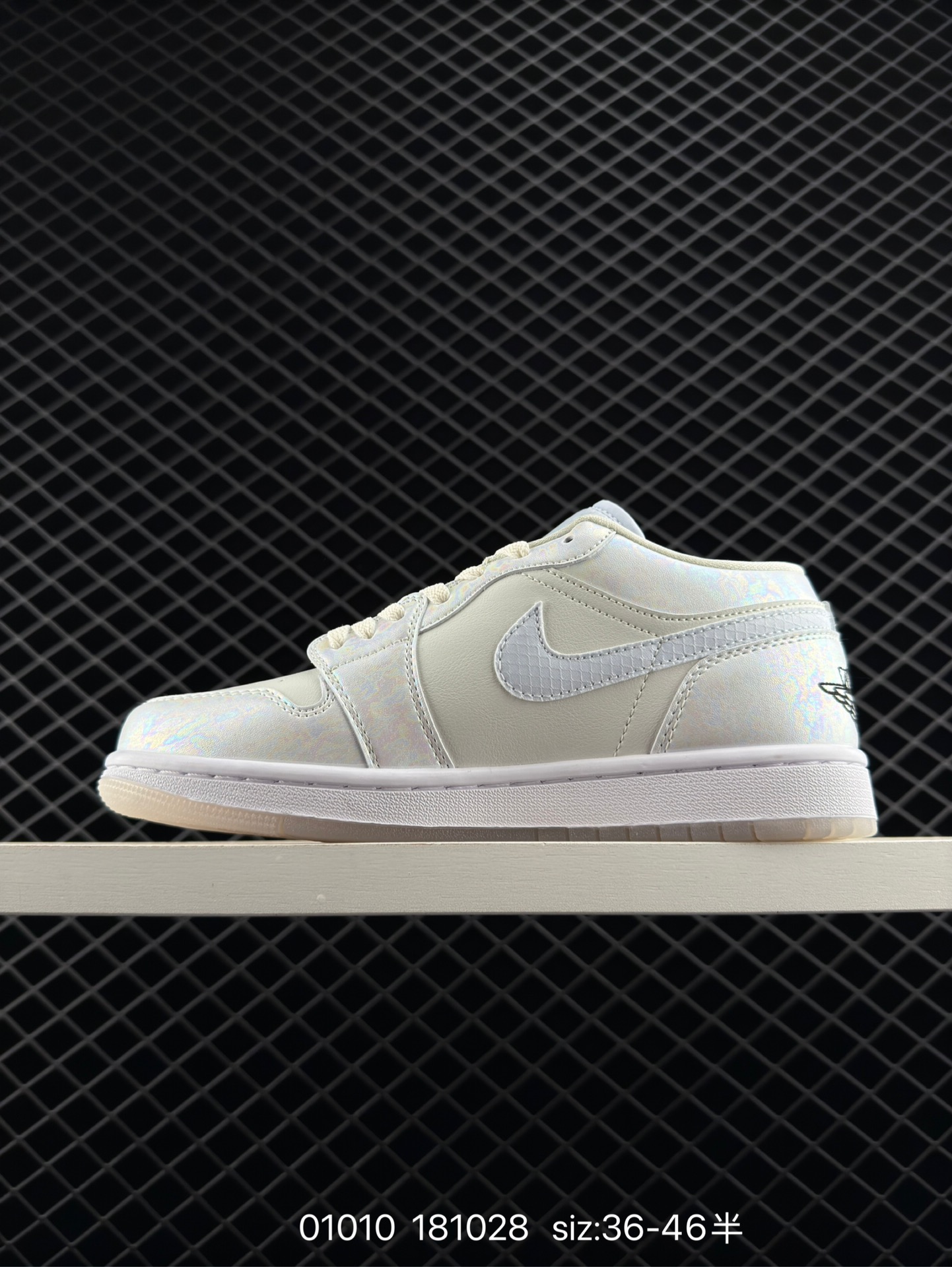 Nike  Air Jordan 1 Low GS“White/Black/Phosphor”